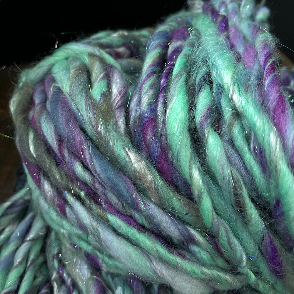 Amethyst single yarn