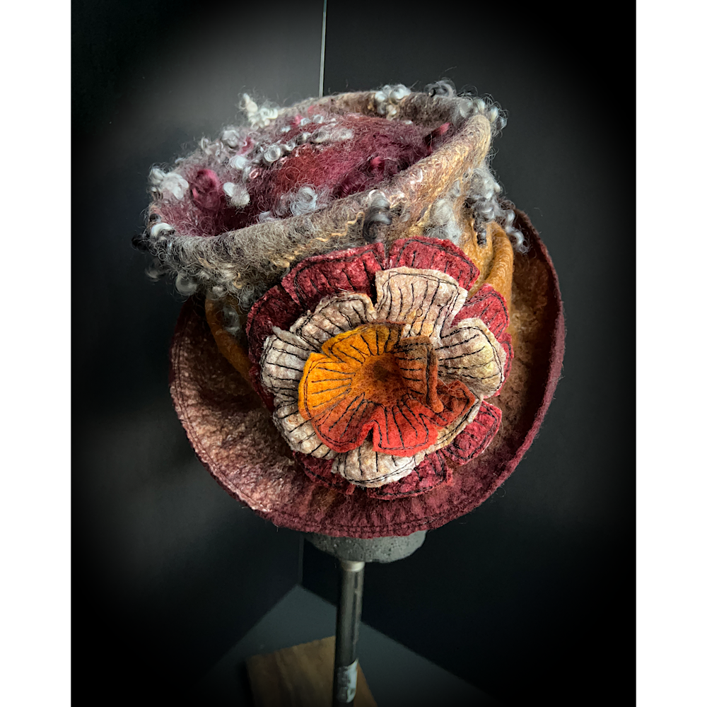 Felted top hat with rose - 23.5”