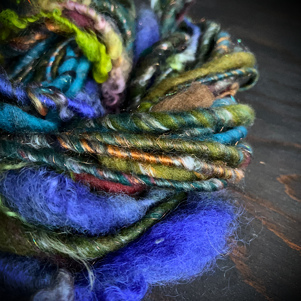 Core spun weaving yarn