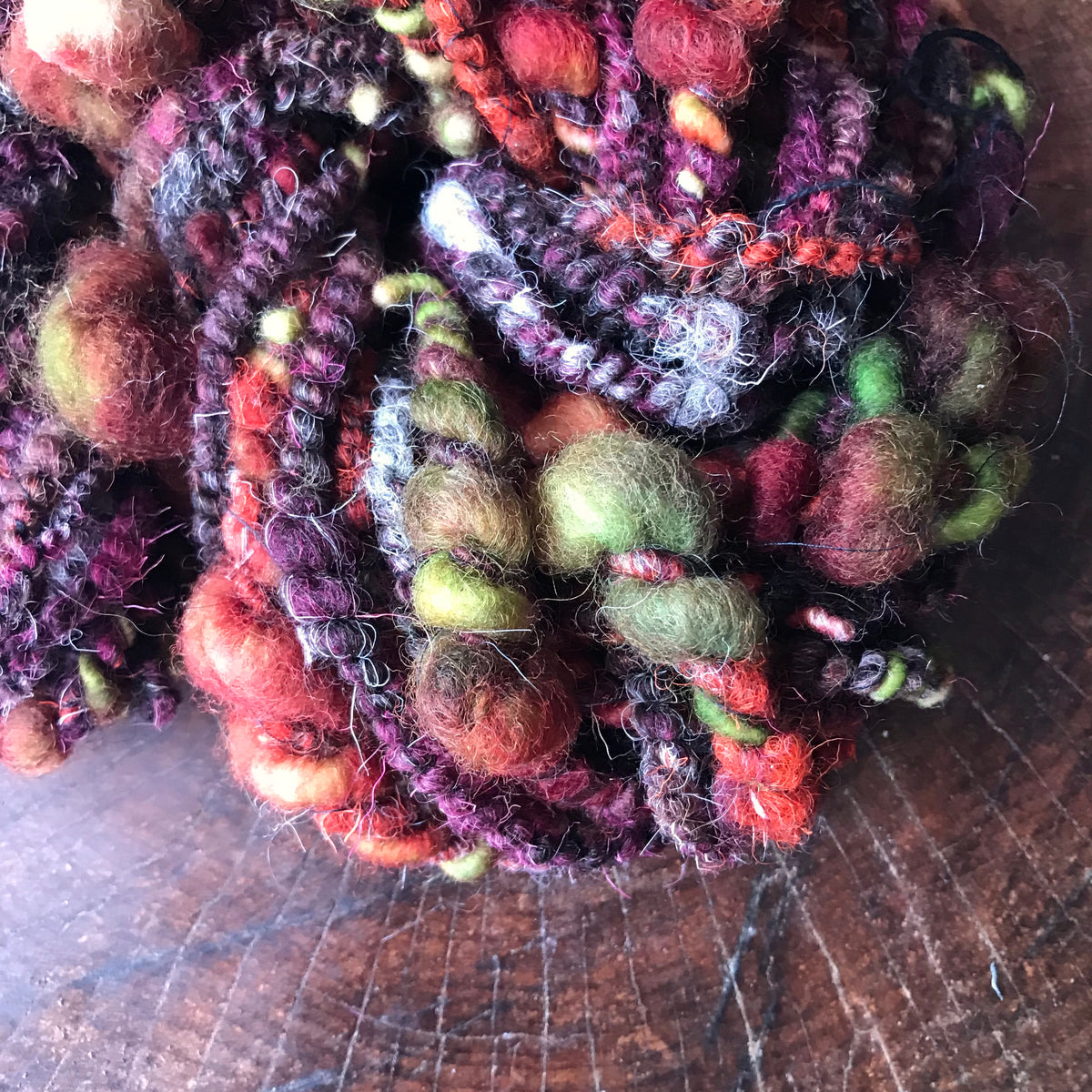 Burgundy hand spun yarn 100g 19y - Mynoush