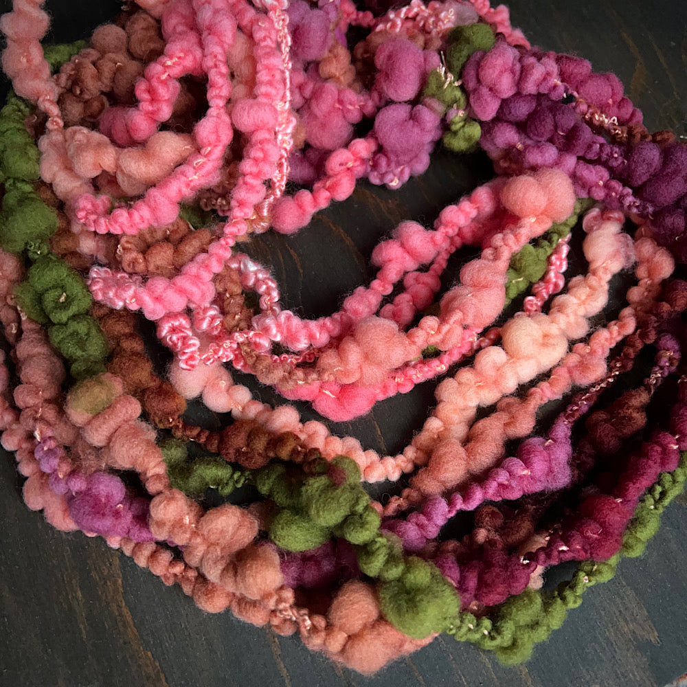 Art yarn for weaving