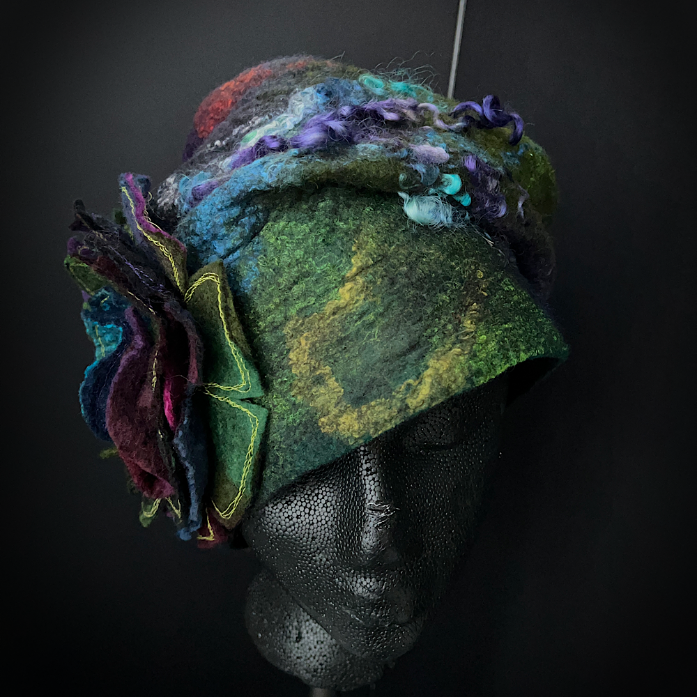 Slouchy Felted hat size 23.5” medium