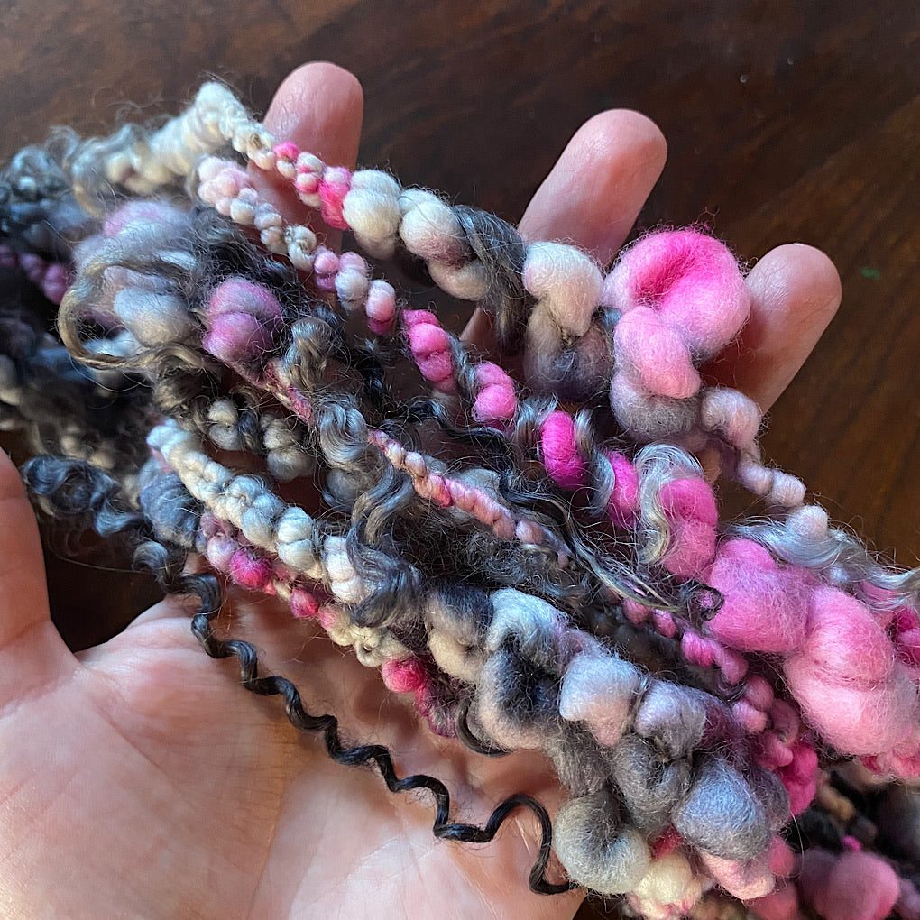 Custom Jumbo Boucle - Wolf girl - locks included