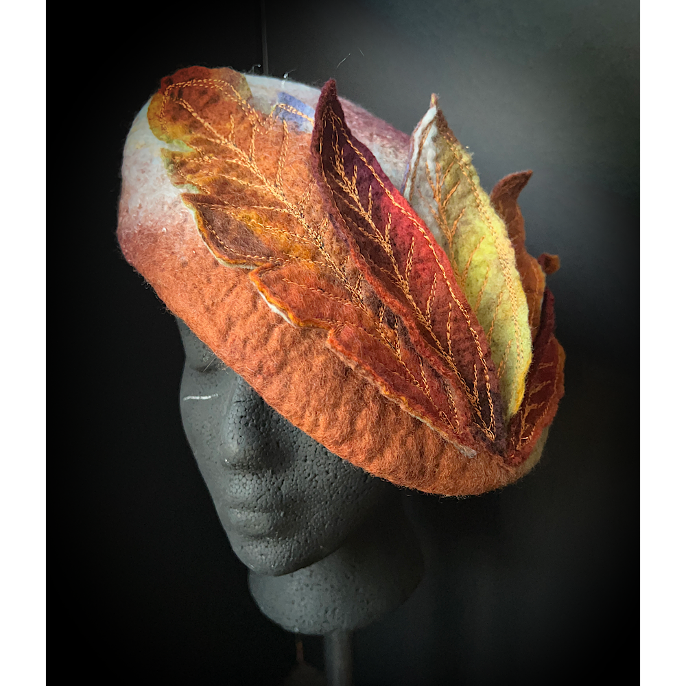 Felted beret with leaves size 22“ 1/2 small