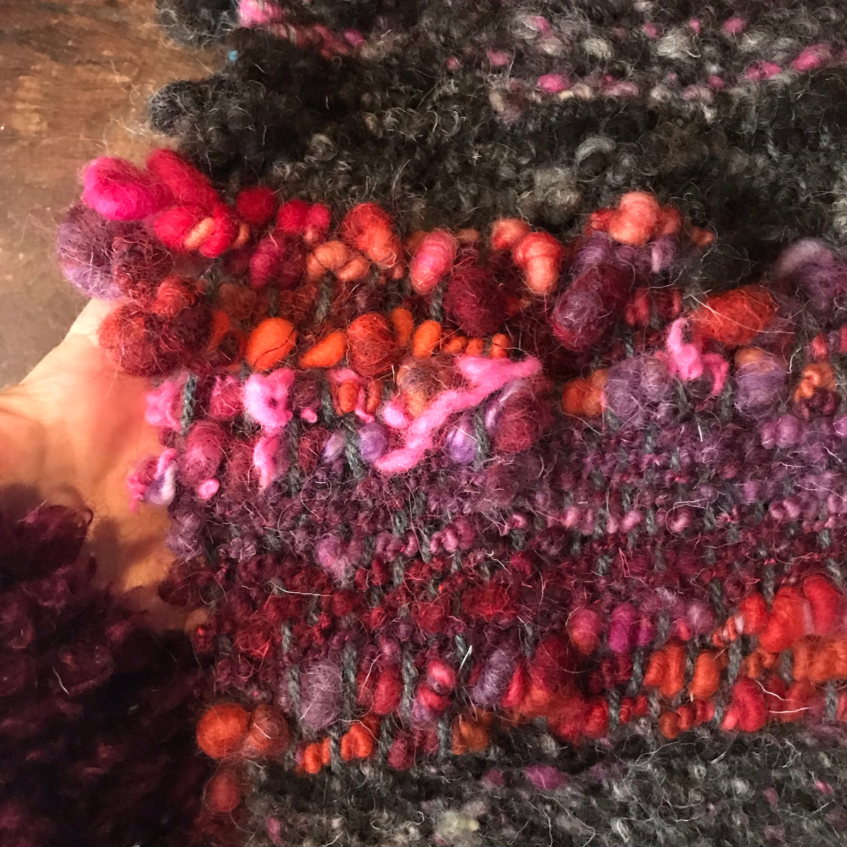 Black scarf 100% Wool - Foulard 100% laine noir - Mynoush