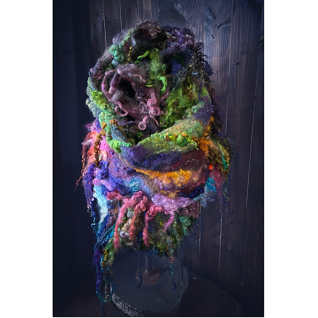 Crépuscule Felted scarf