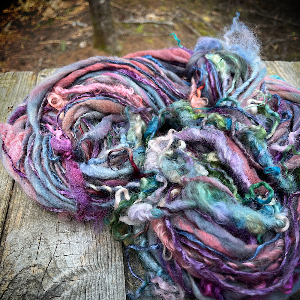 Rose water - art yarn single
