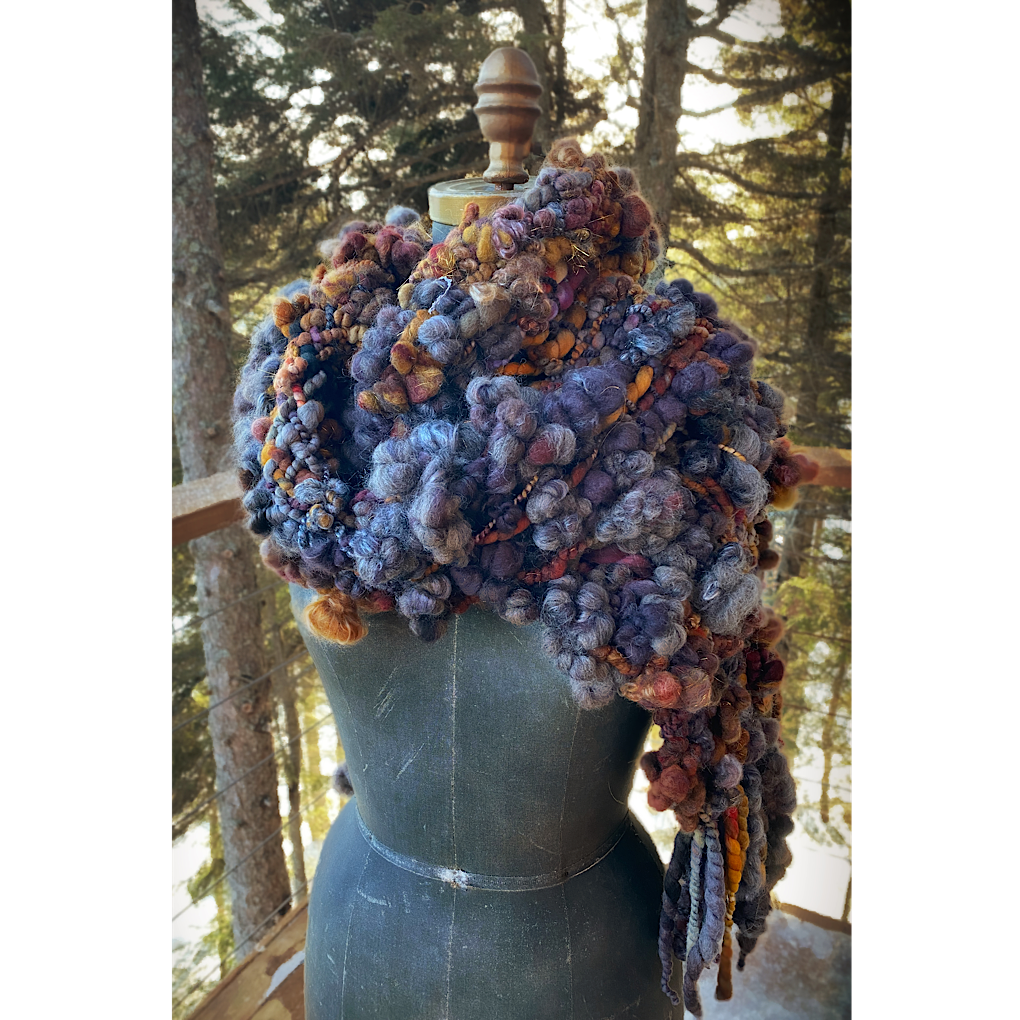 Beside the fireplace - Woven scarf - COMING SOON