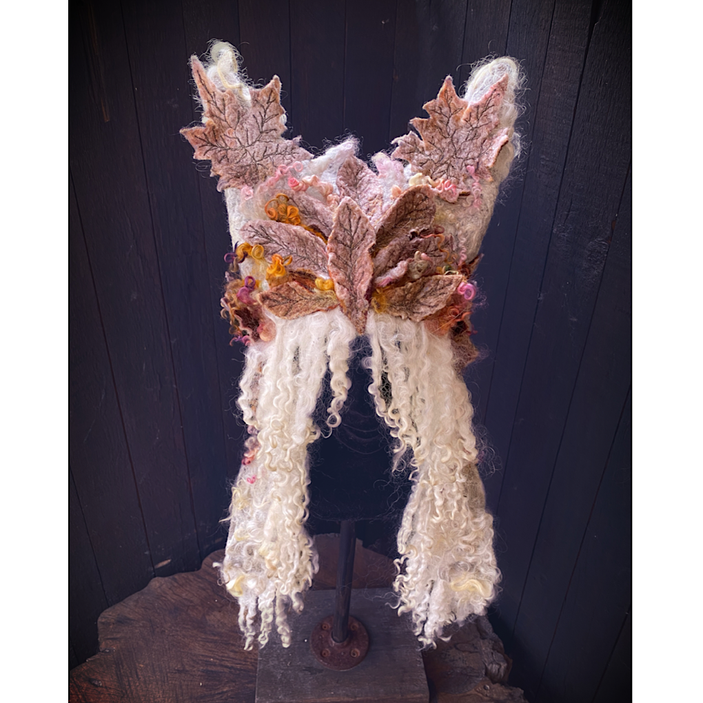 MADE TO ORDER L’esprit des bois felted hood