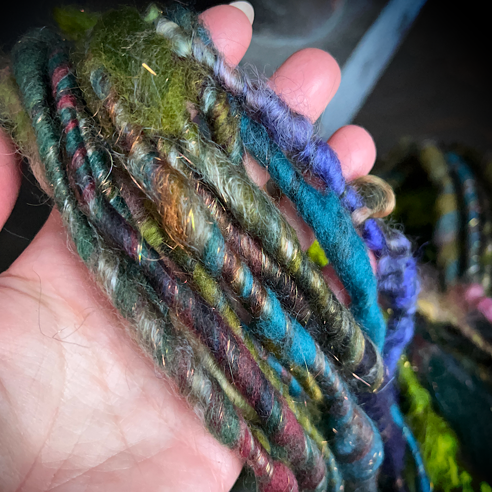 Core spun weaving yarn