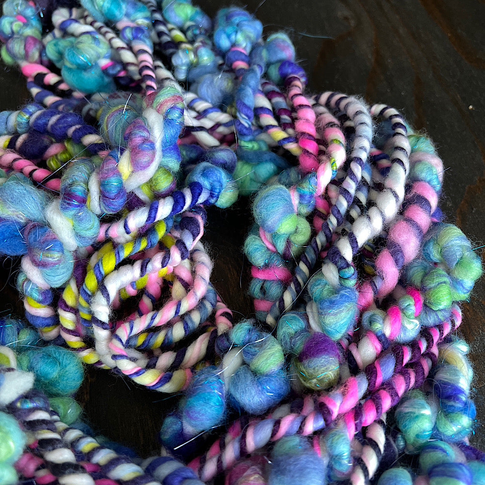 Iris jumbo weaving art yarn