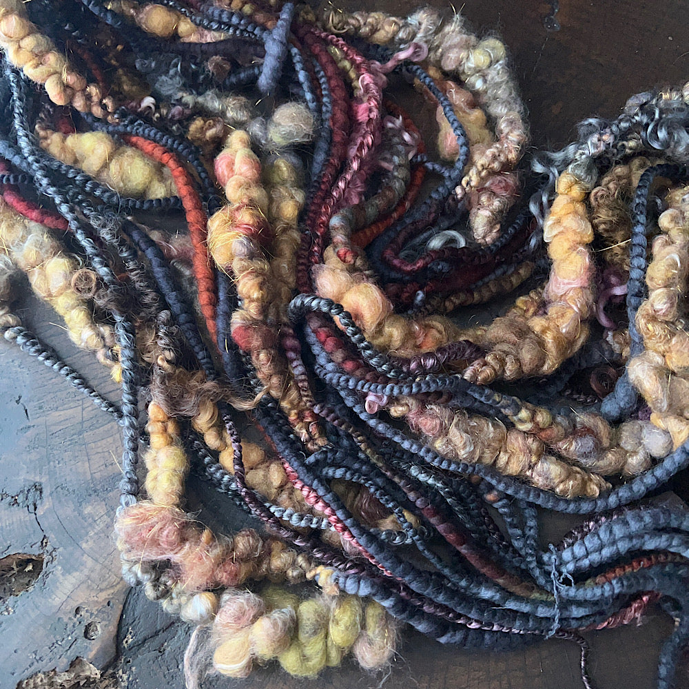 Clair obscur - large set of jumbo art yarn