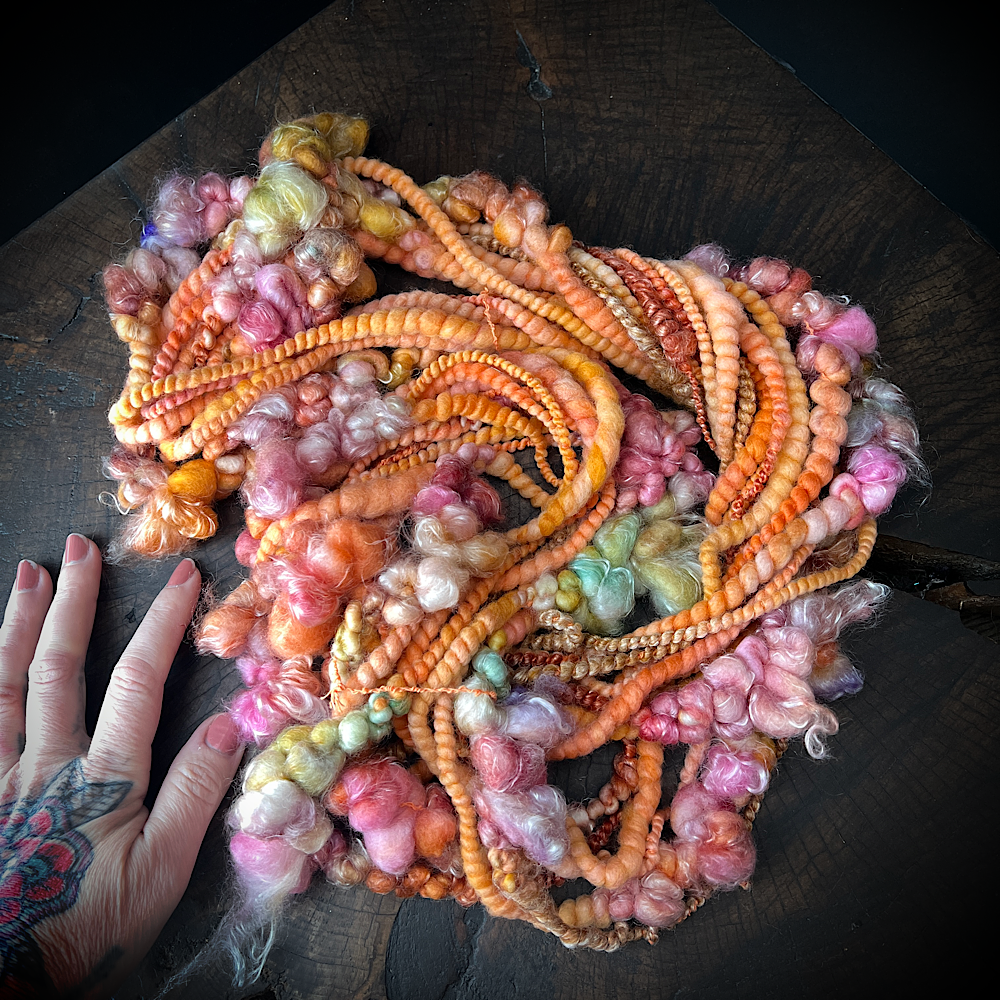 Baby carrots - bubbly art yarn