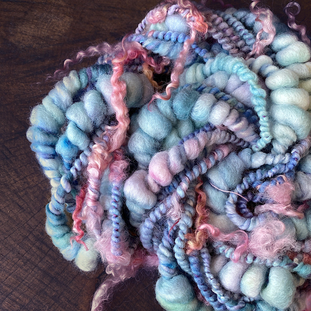 Little girl - Art yarn