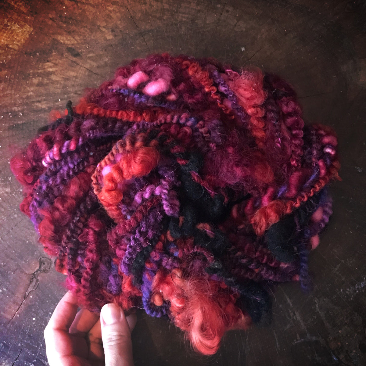 RESERVE Louise D. Burgundy art yarn 100g 19y - Mynoush