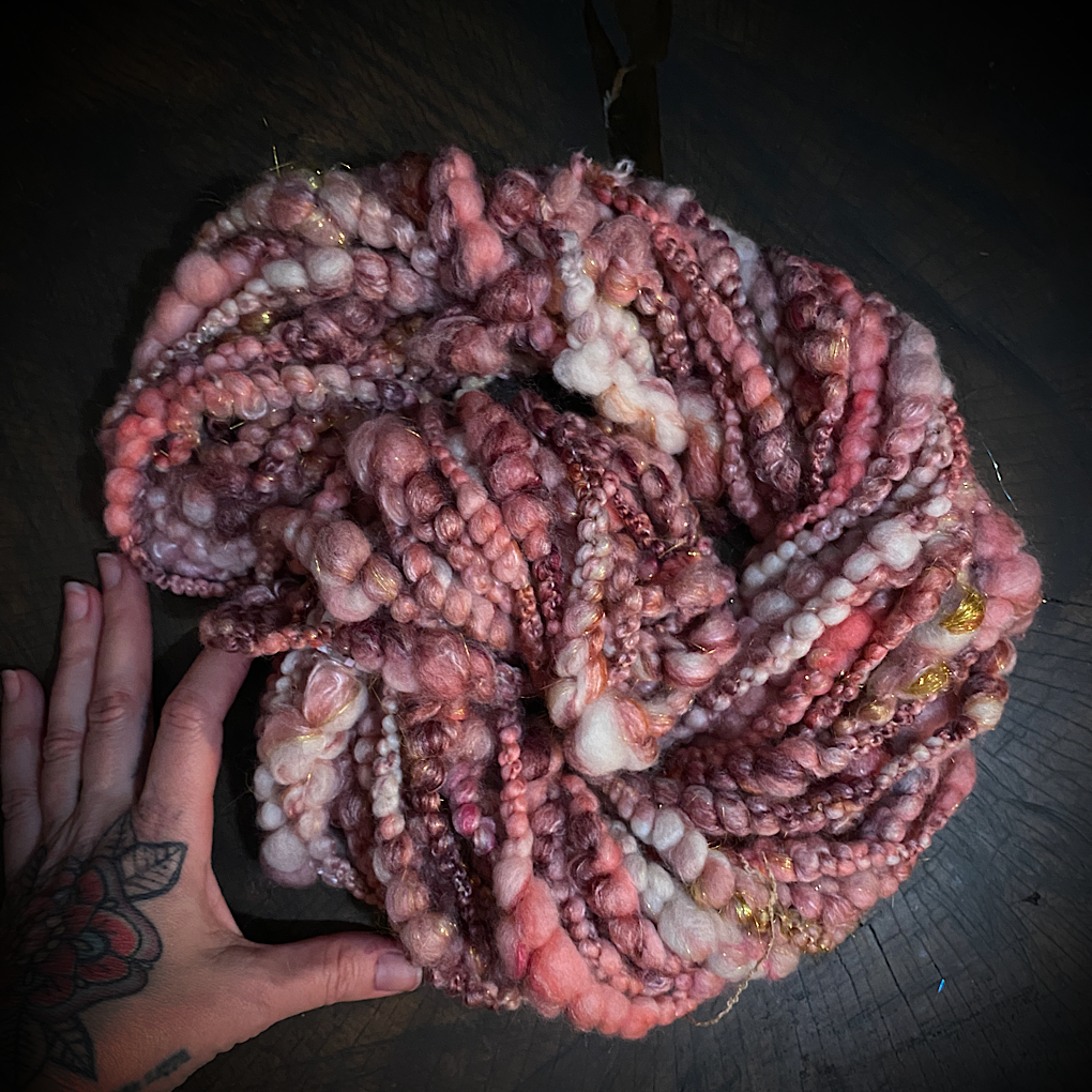 Frozen cheeks jumbo boucle Art yarn