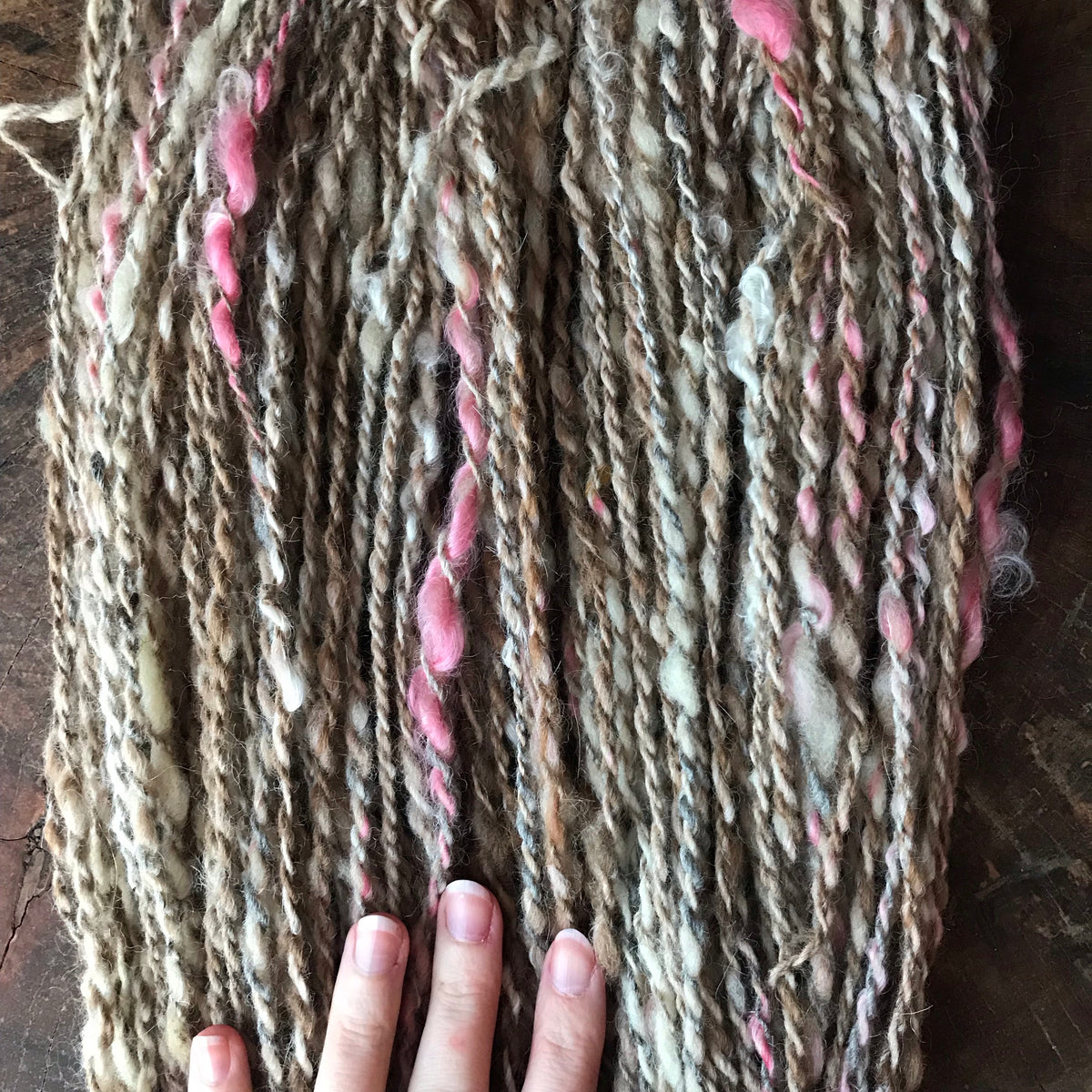 Beige hand spun yarn 120g 102y - Mynoush