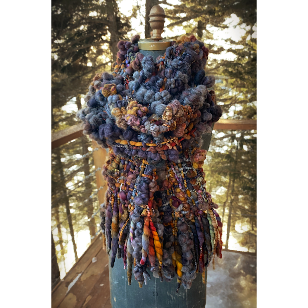 Beside the fireplace - Woven scarf - COMING SOON