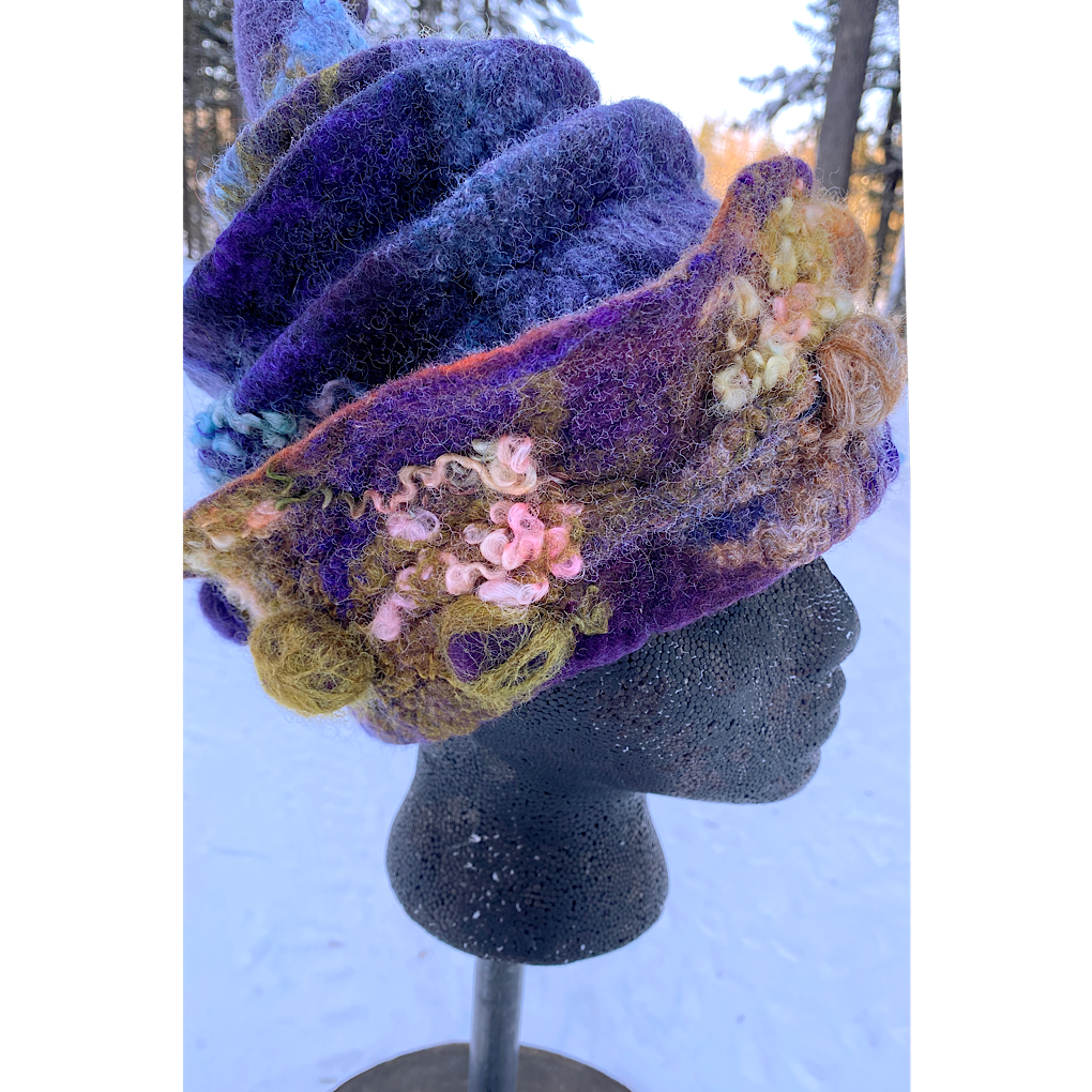 Nuit d’hiver - Felted hat 21“ small
