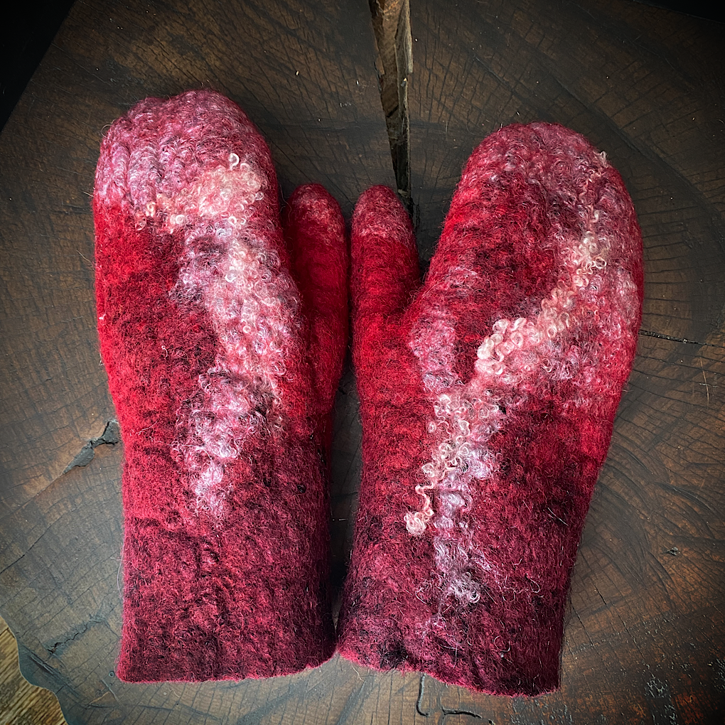 Winter is blooming - felted mittens
