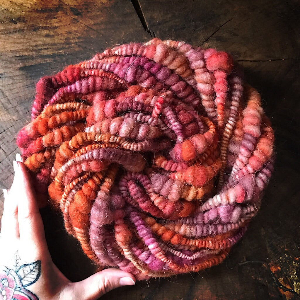 Redhead weaving yarn