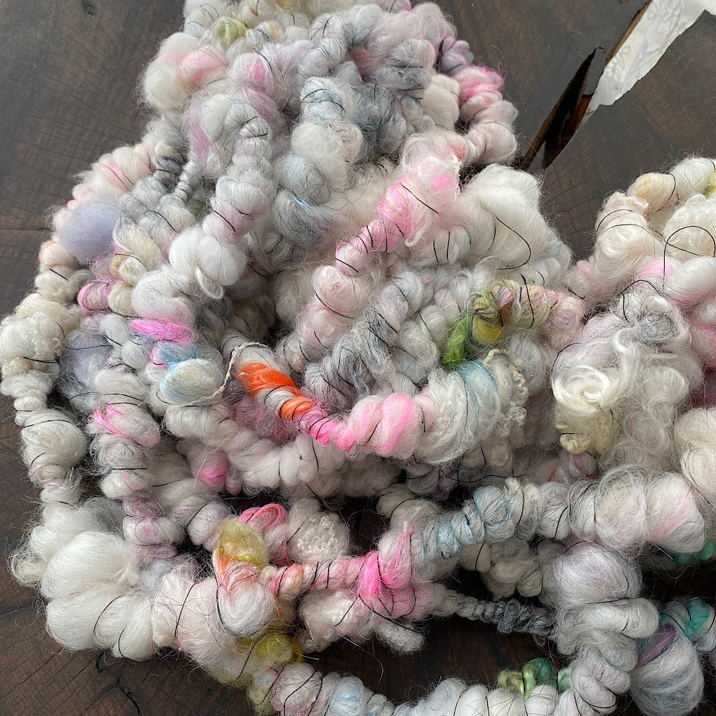 Black whites Super coiled Art yarn