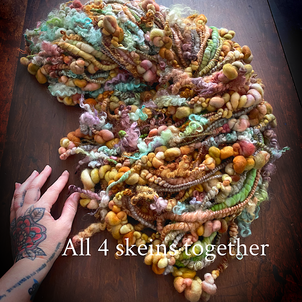 Caresse d’Avril Rich golden Signature Art yarn