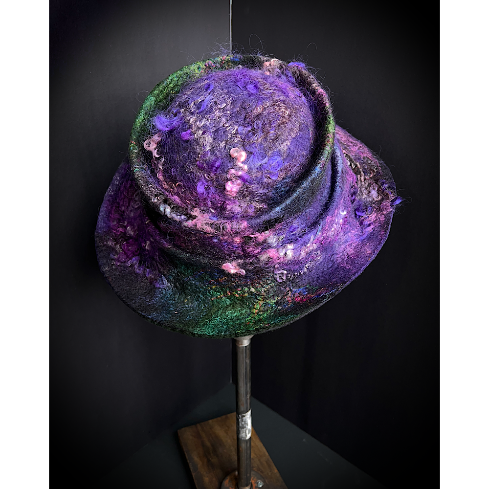 Felted hat- 24.5”
