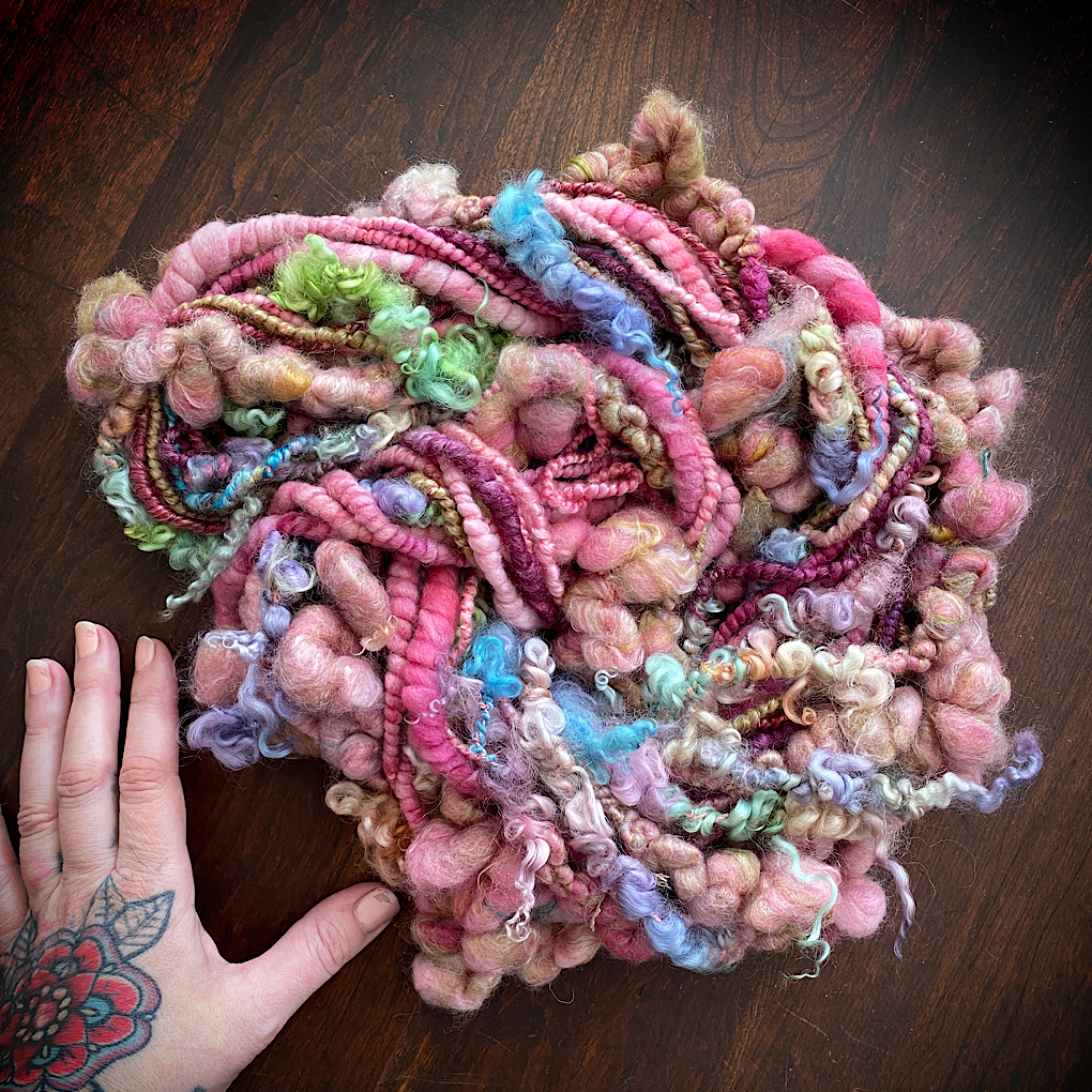 Vintage rose Signature Art yarn