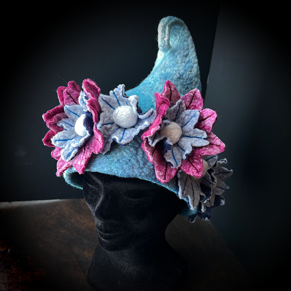 Felted fairy hat 21“ 1/2