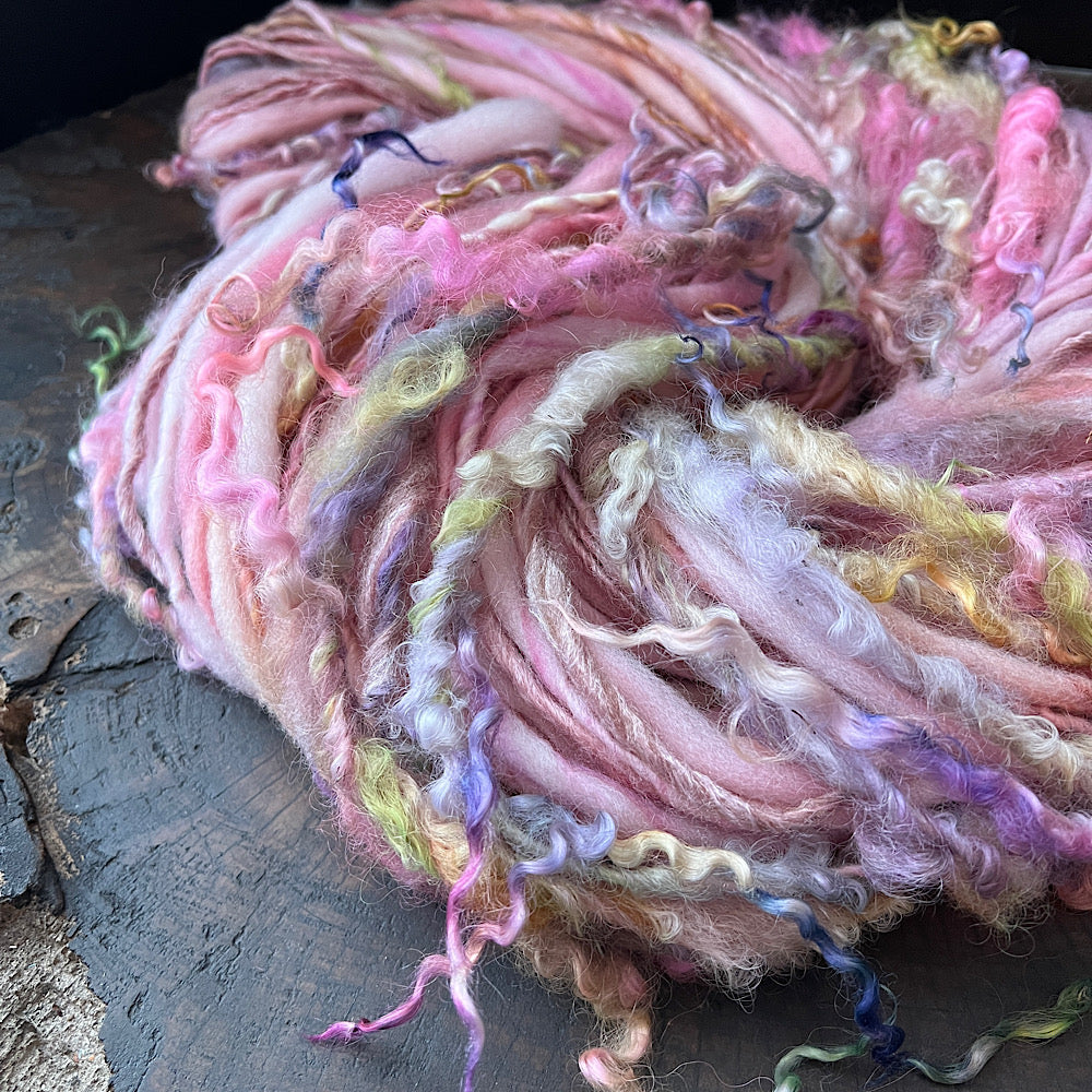 Fresh bouquet art yarn single