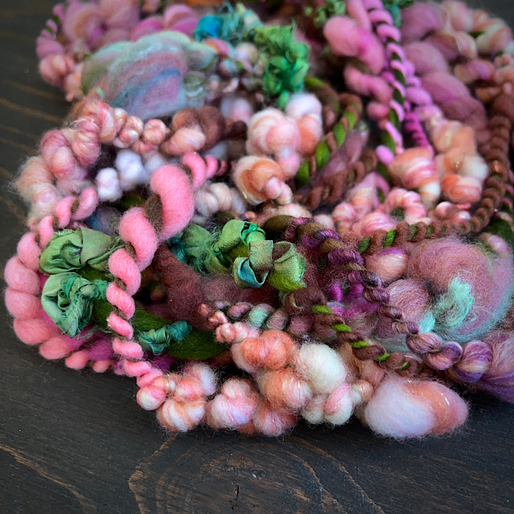 Art yarn for weaving