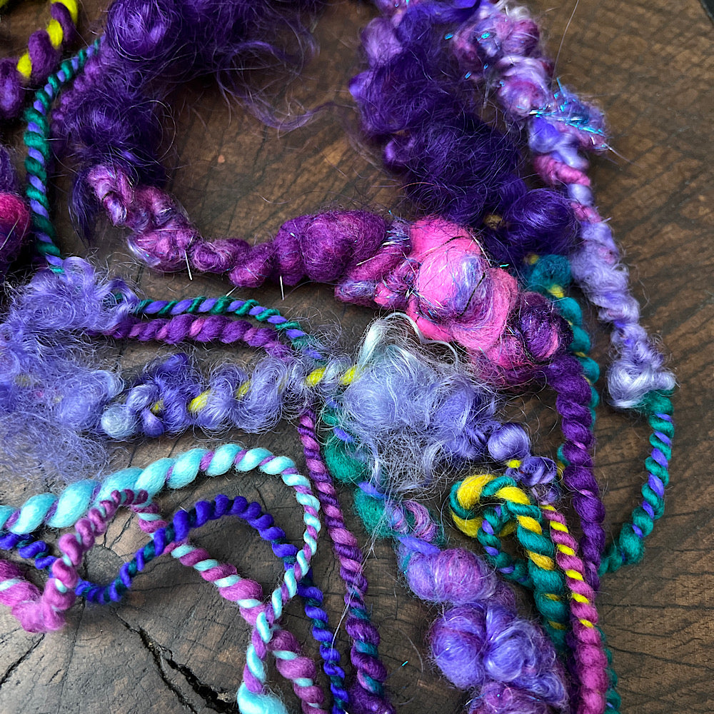 Violet intense - art yarn