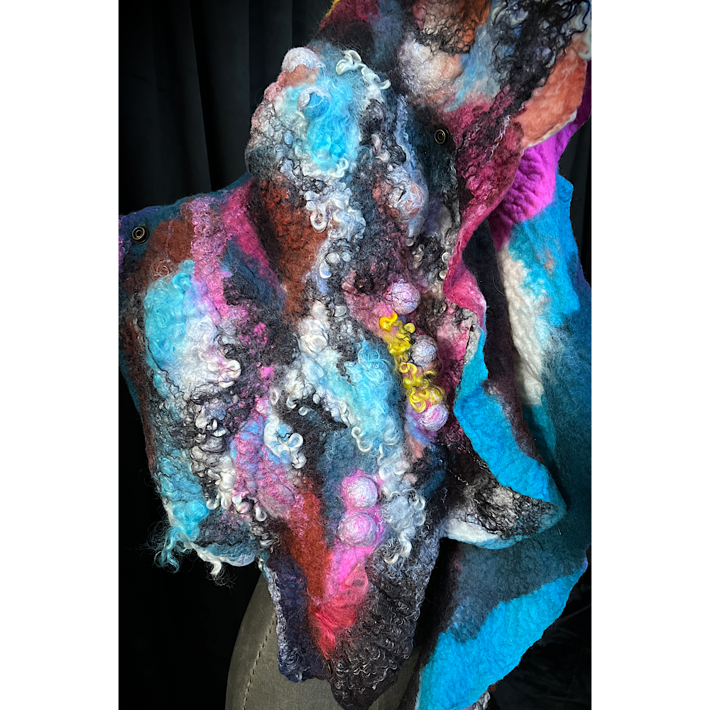 2022 Landscape serie  - Northen Rose - felted scarf