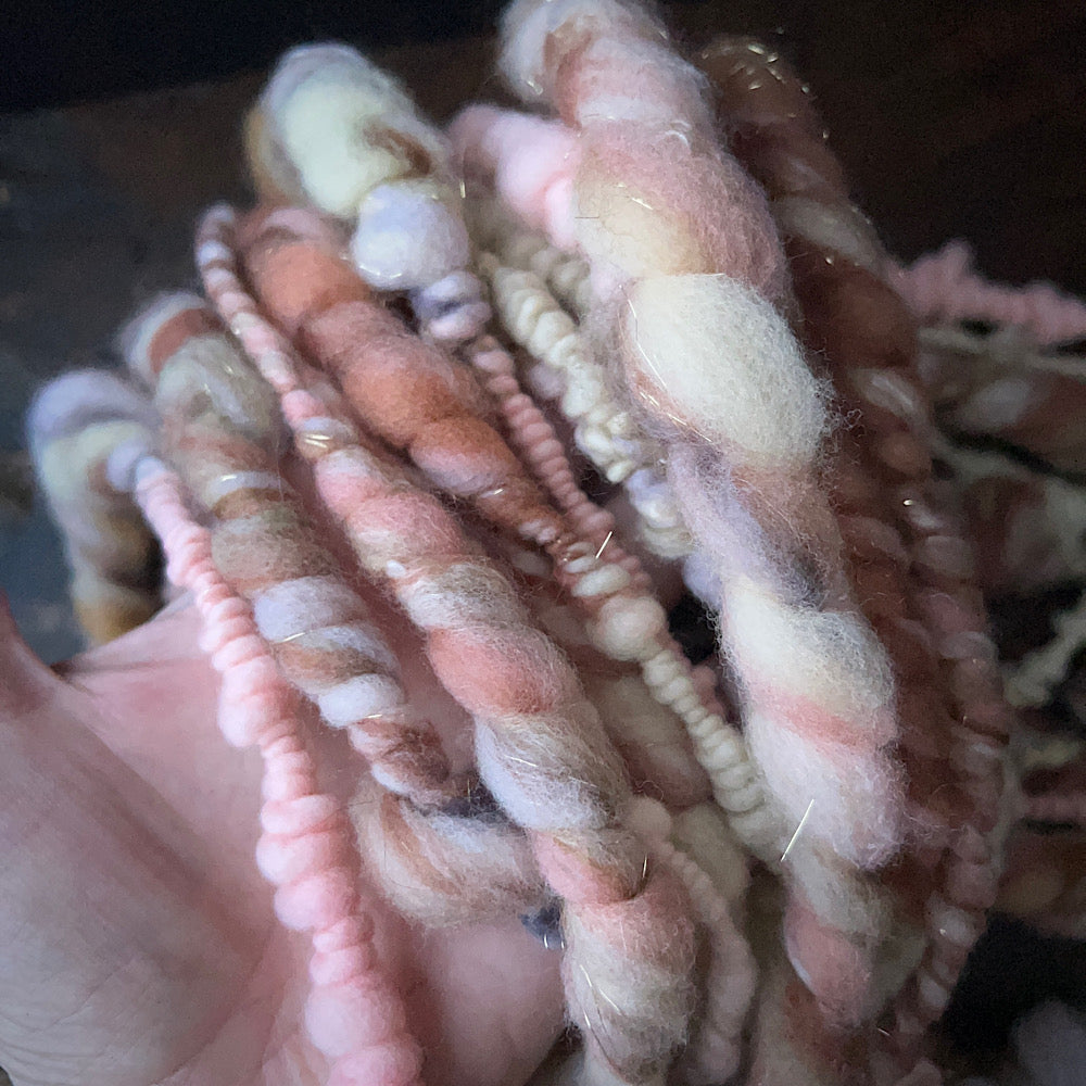 Art yarn for weaving