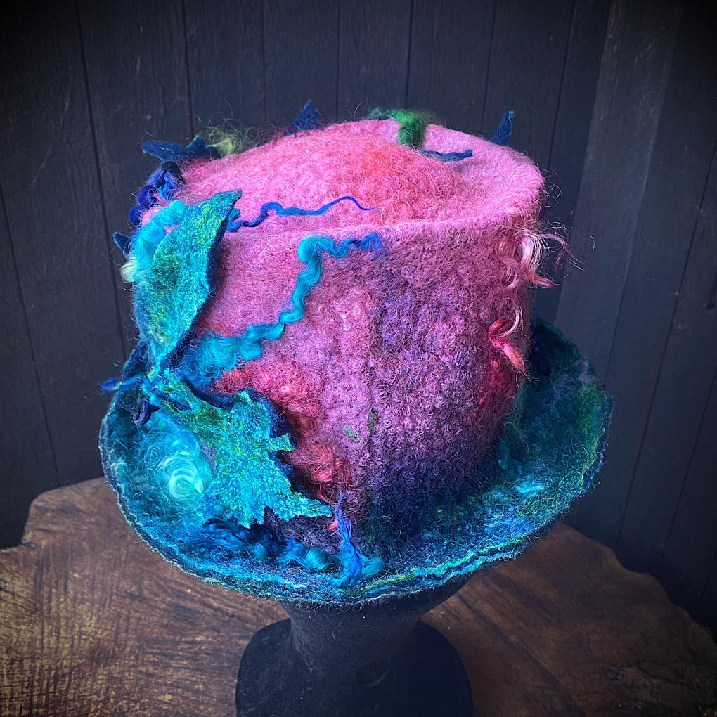 Felted top hat The peacocks