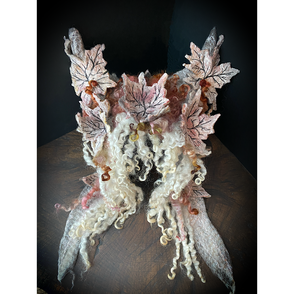 L’esprit des bois felted hood size 23“ STOCK