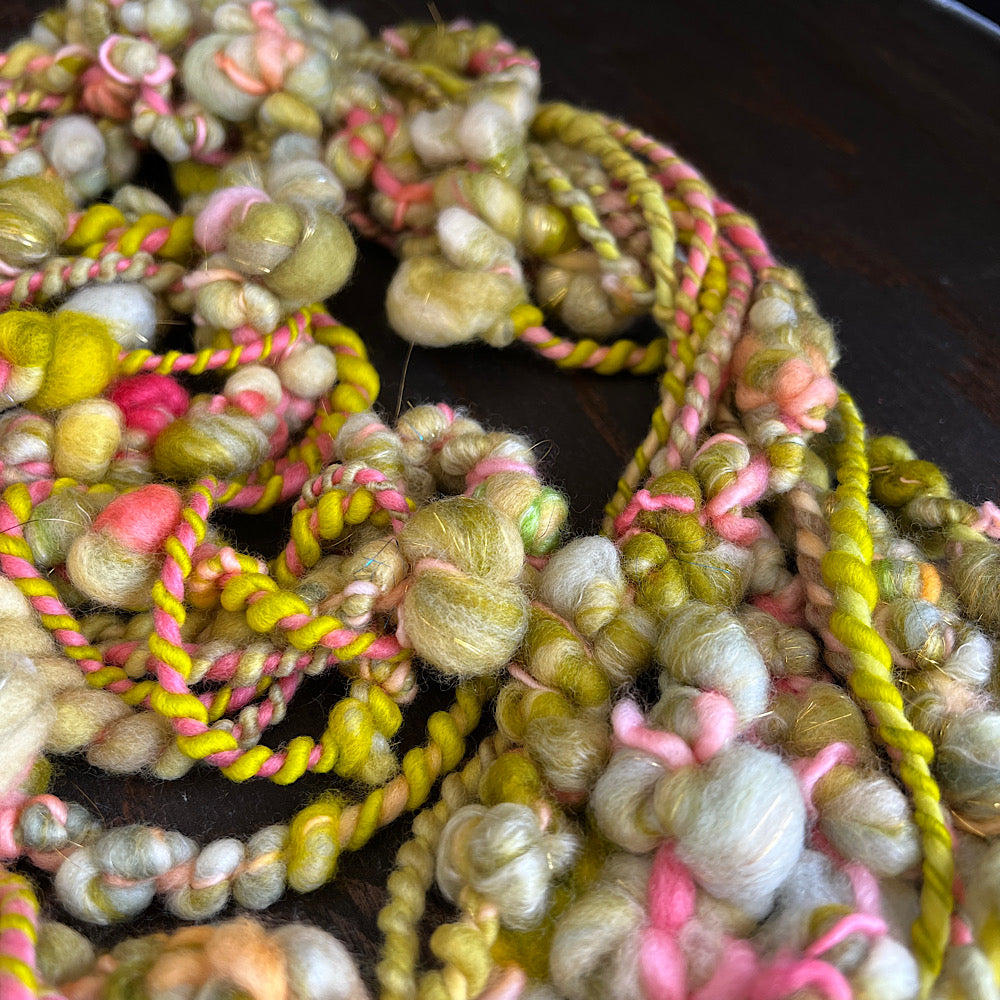 Toad kisses weaving art yarn