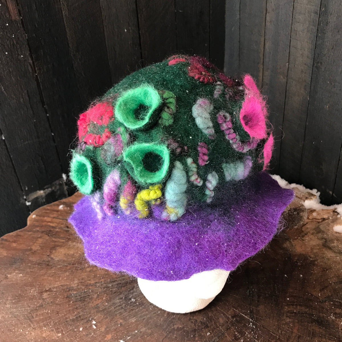 Green hat Chapeau vert - Mynoush