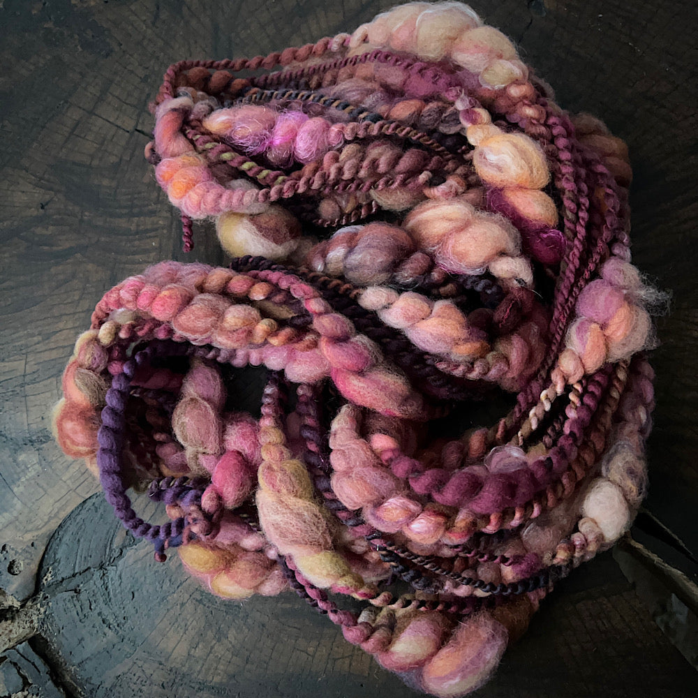 Art yarn for weaving