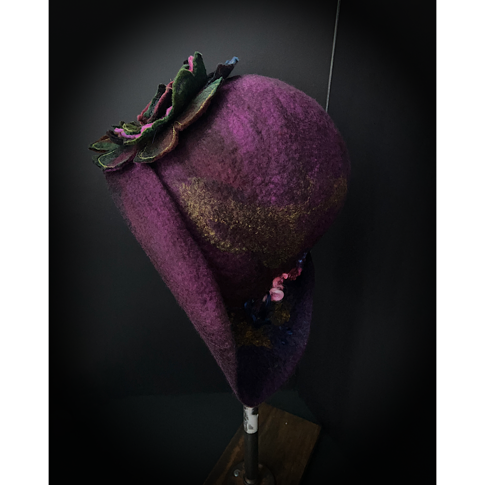 Felted flapper’s hat with rose size 24” large