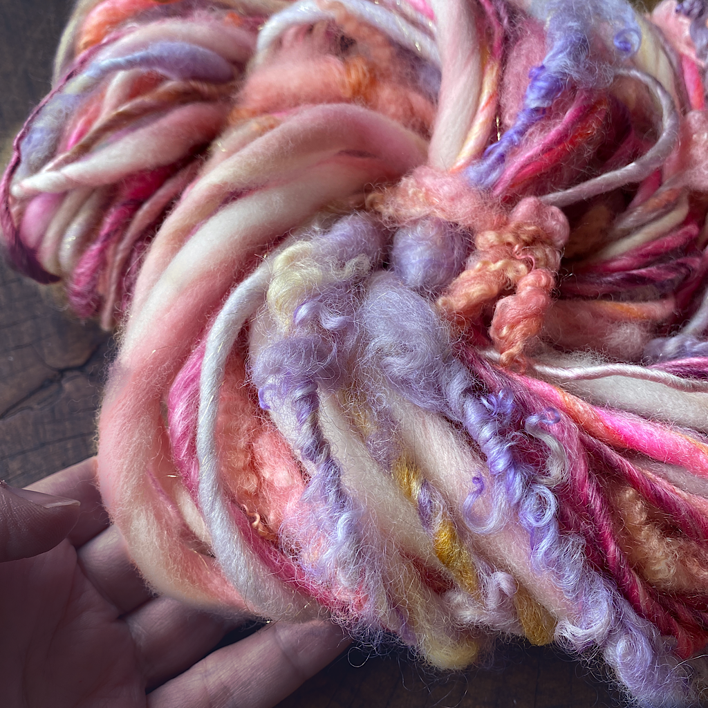 Jardin de rose knitting yarn