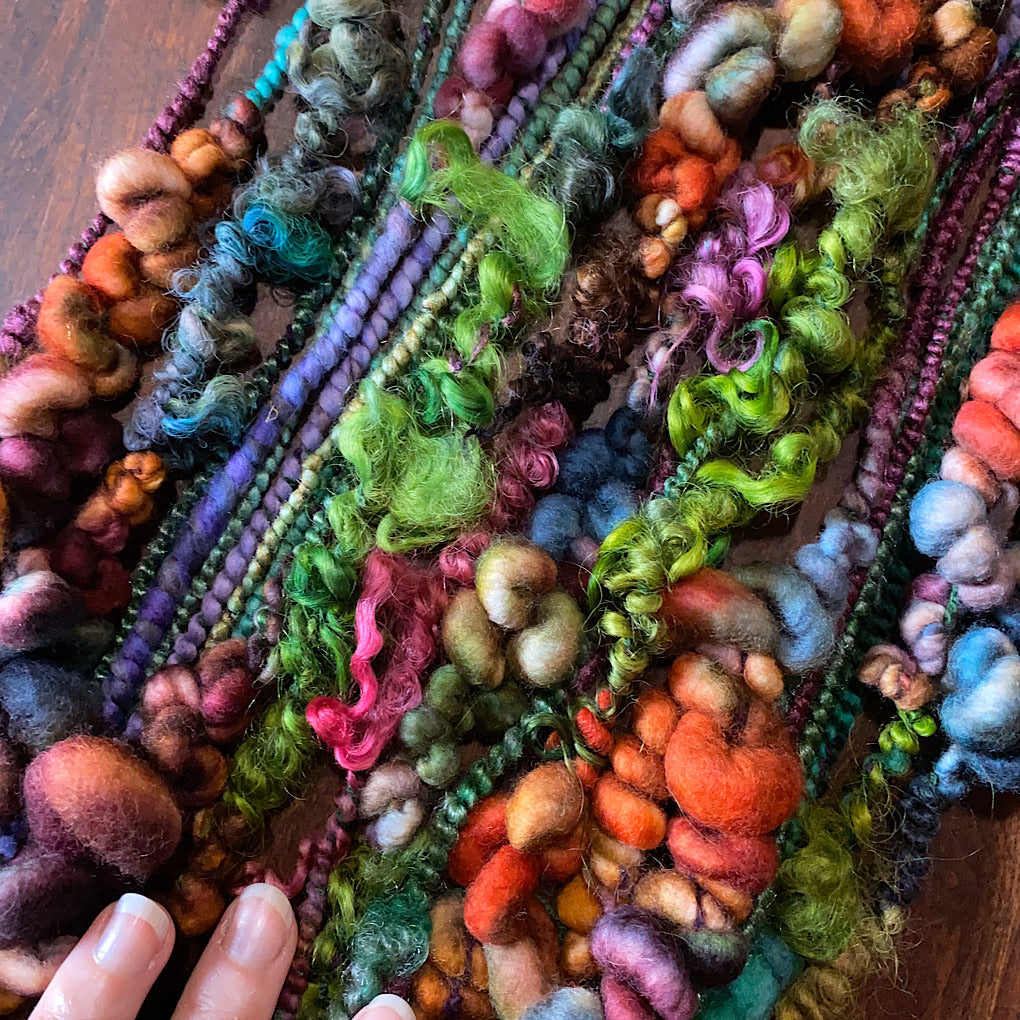 Legend of fall (green) Art yarn