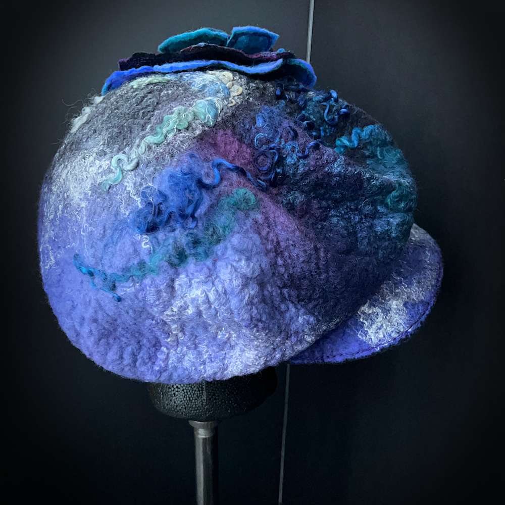 Felted oversized newsboy hat size 23.5”