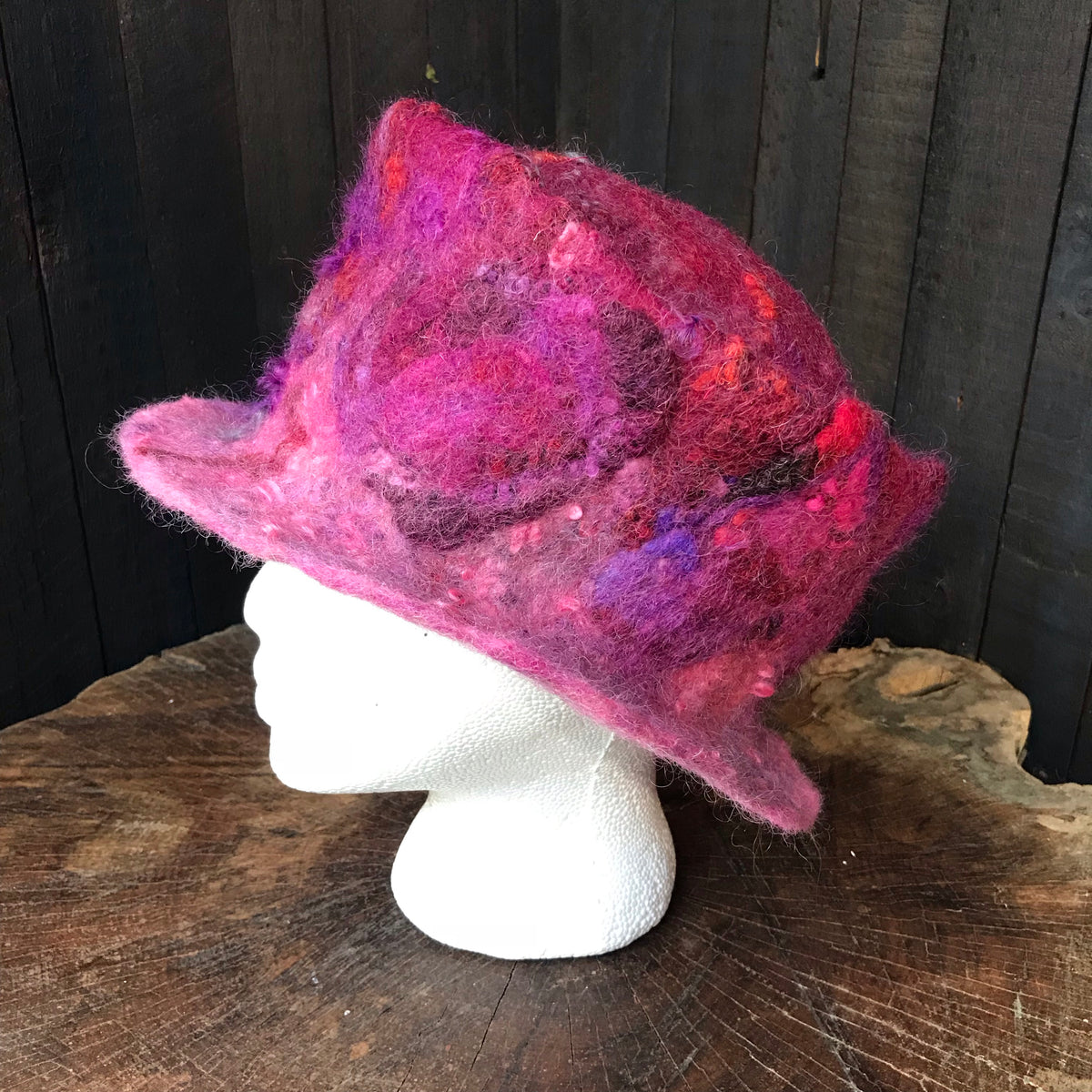 Pink felted hat 100% a Wool size 23” - Mynoush