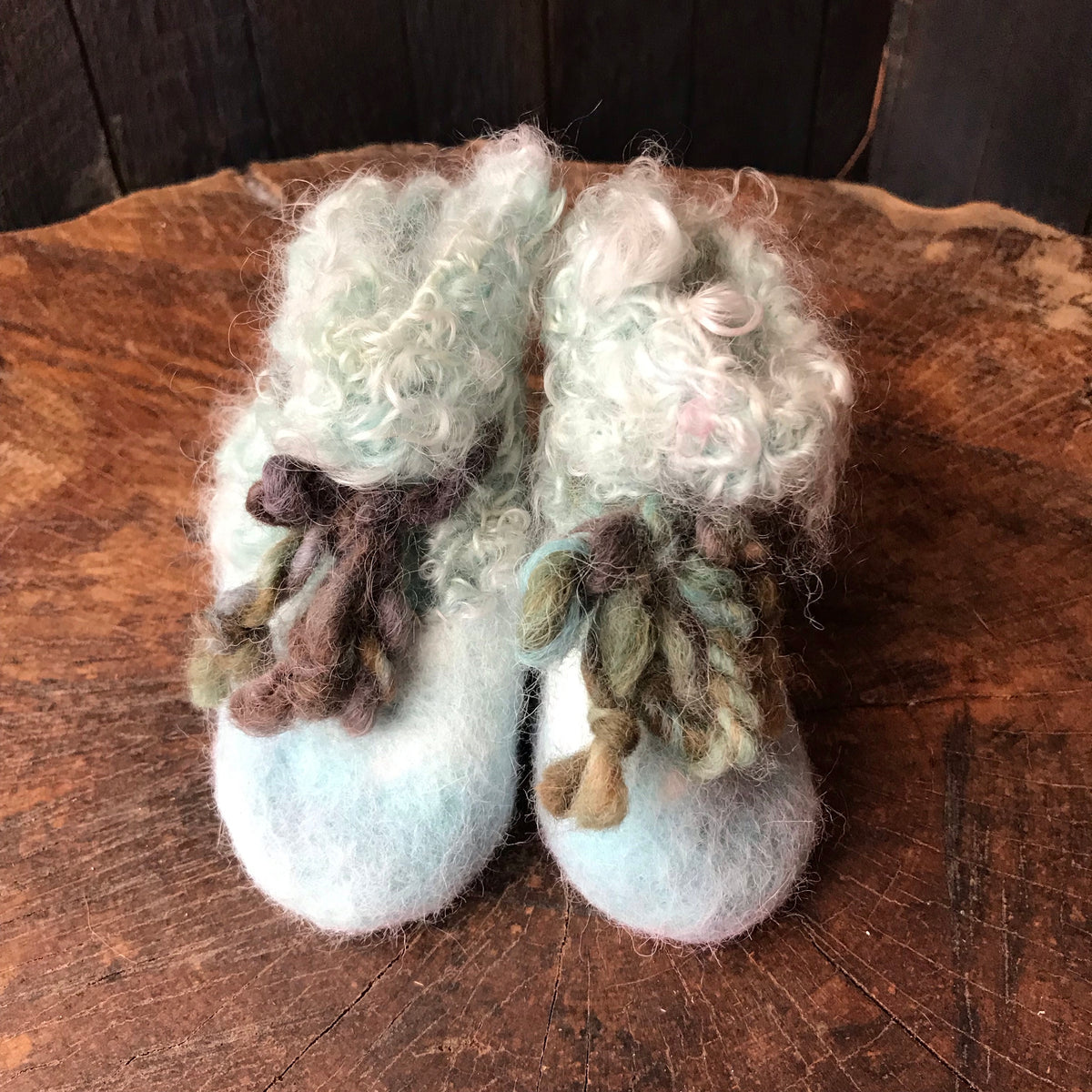 Newborn booties Botillons nouveau né - Mynoush