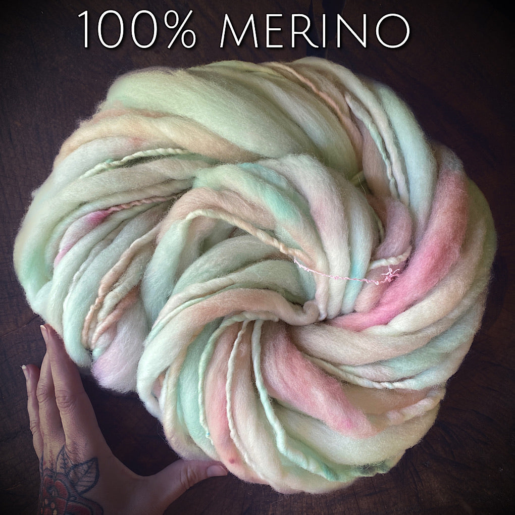 Menthe antique merino yarn