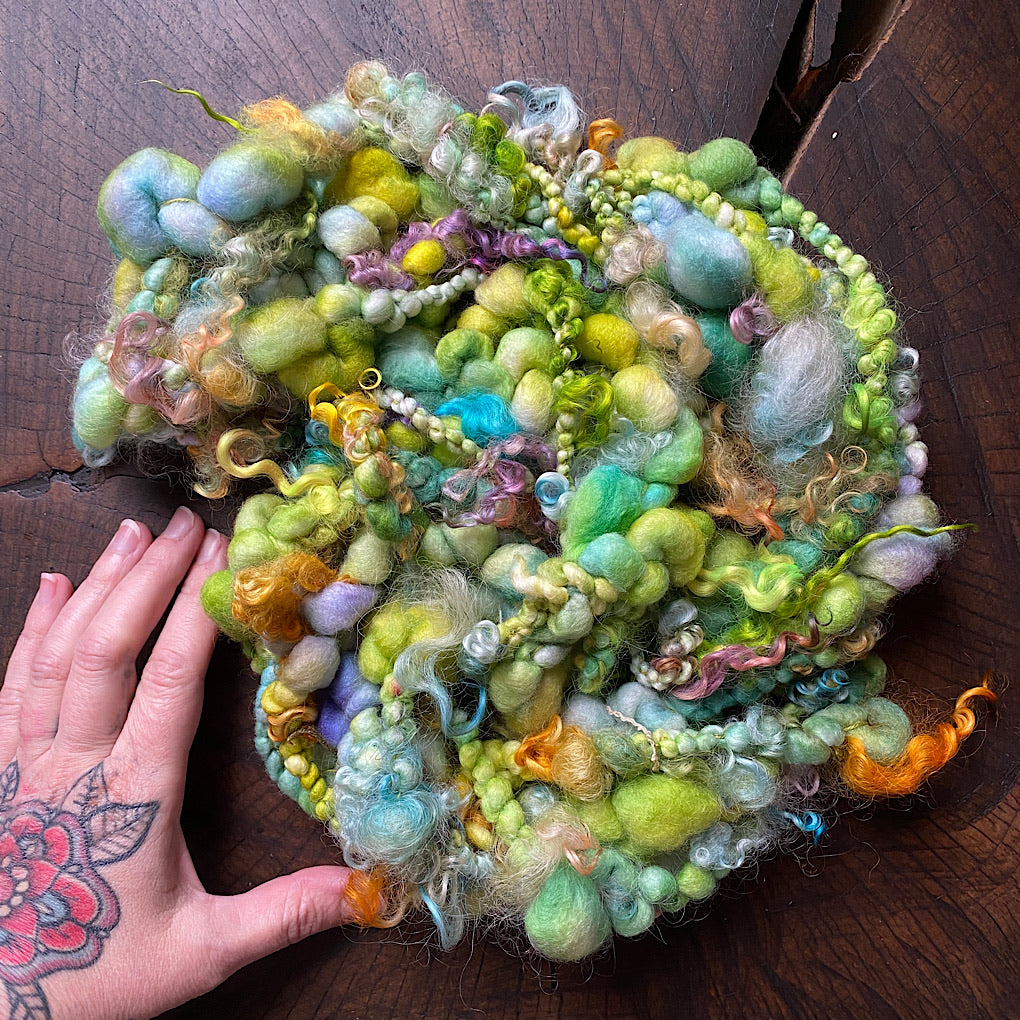 Frais du jardin Jumbo boucle Art yarn with locks