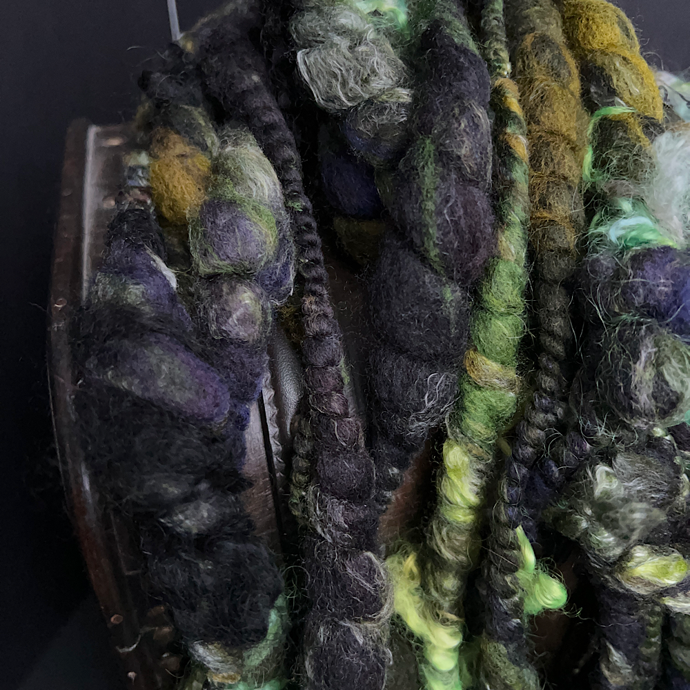 Your green art yarn set