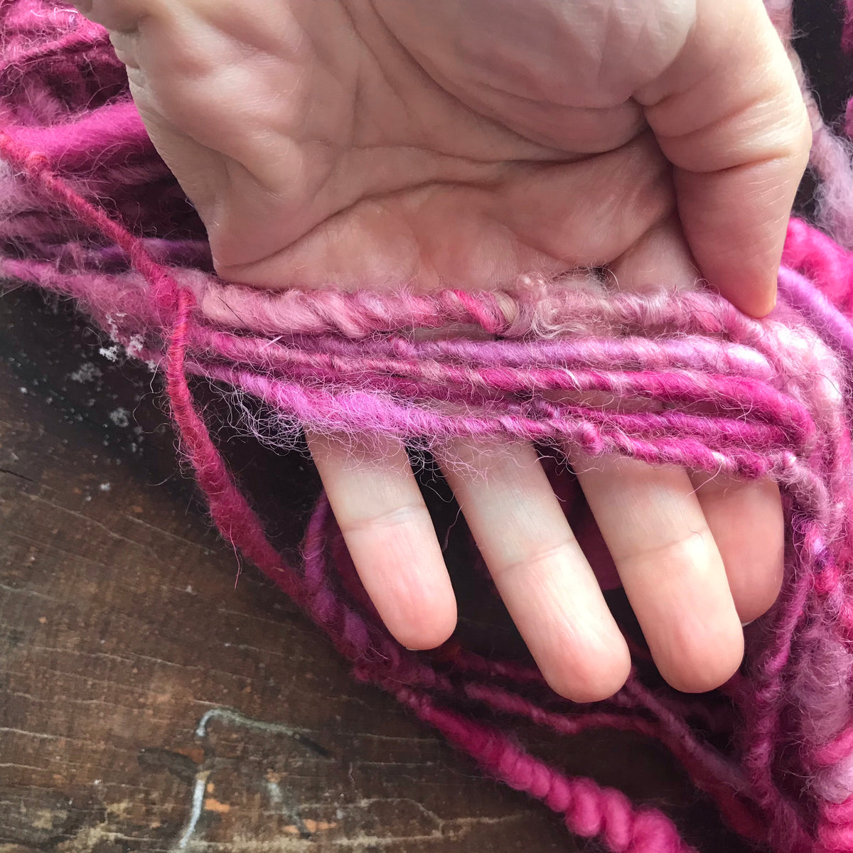 Pink hand spun art yarn - 100 g  36 yards - Mynoush